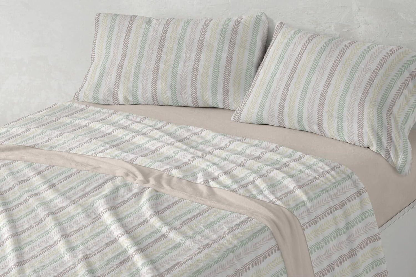 Sábanas de Coralina beige cama 135 – vista general del producto